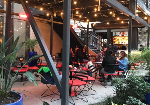 The Best Seafood Restaurants in Downtown San Antonio with Live Music